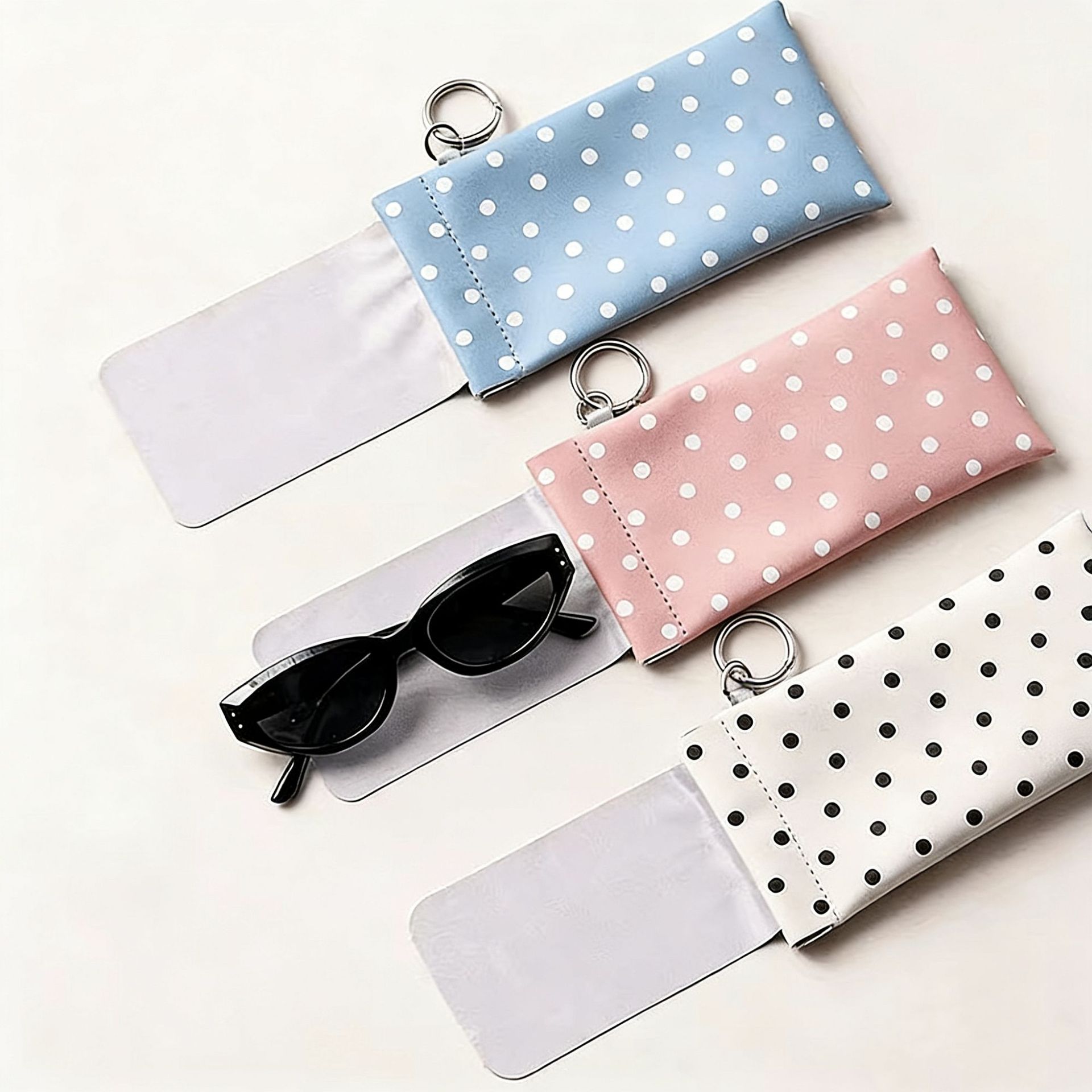 1 adet Puantiyeli Gözlük Kılıf - Travel Accessories Pouch For Women incelemesi ve fiyatı
