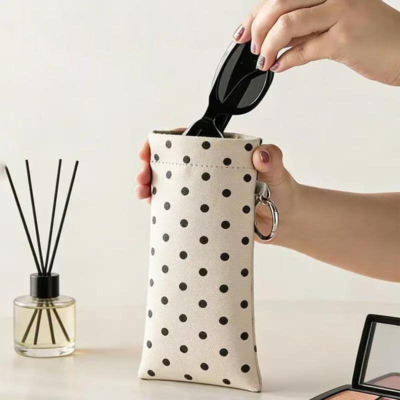 1 adet Puantiyeli Gözlük Kılıf - Travel Accessories Pouch For Women incelemesi ve fiyatı
